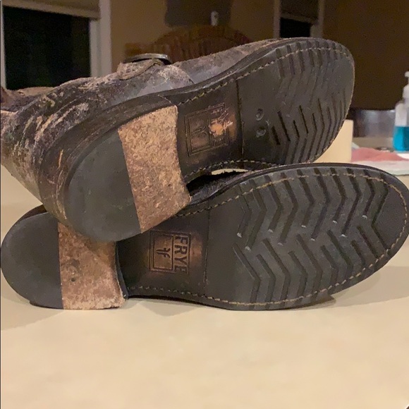 Frye Veronica Short Boots - Picture 5 of 5